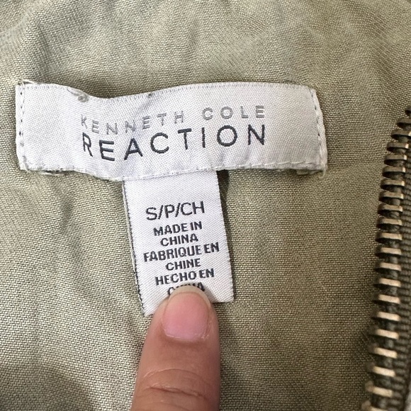 Kenneth Cole Reaction Light Weight Army Green Hooded Vest Size S - Picture 7 of 9